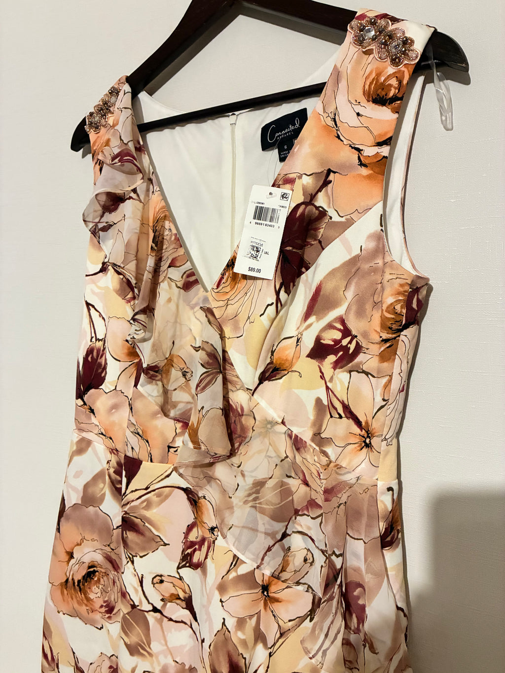 Vestido largo floral sin mangas