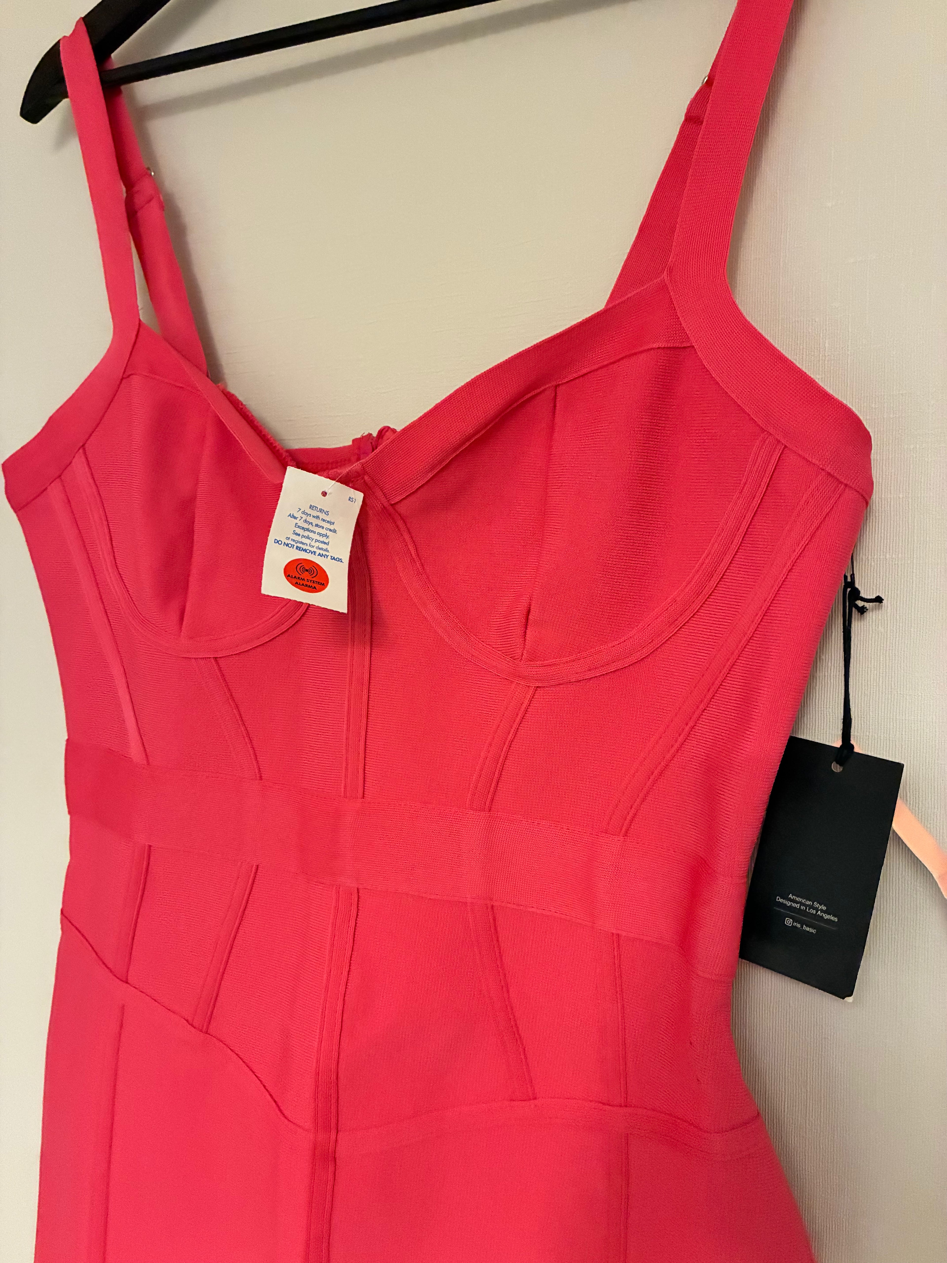 Blusa tipo corset fucsia sin mangas