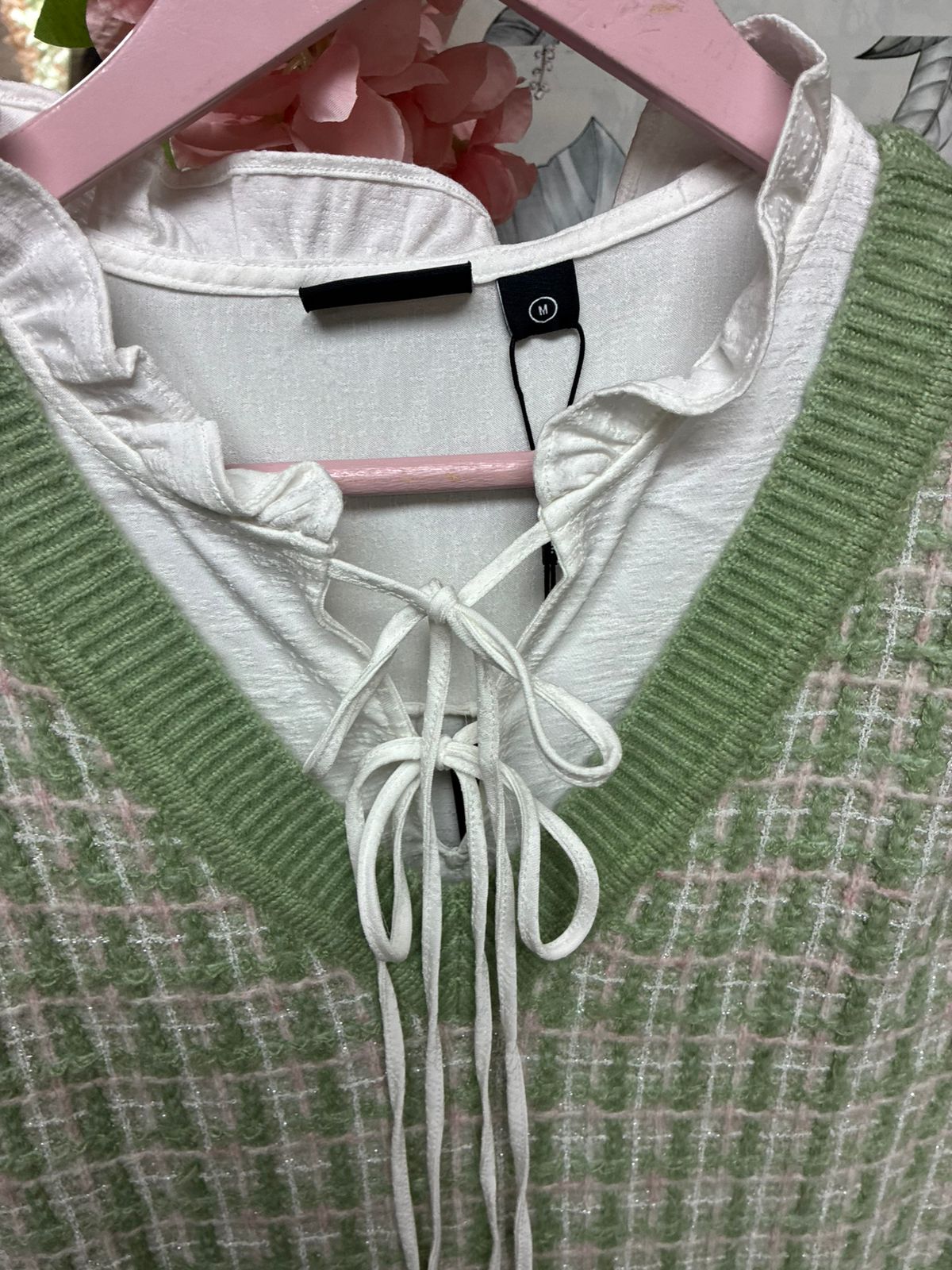 Chaleco Oversize Cuadros Verdes + Camisa Blanca